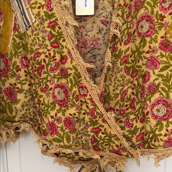 Jaded Gypsy Floral Patchwork Wrap Top Cheerful Walks Wrap - Picture 4 of 10